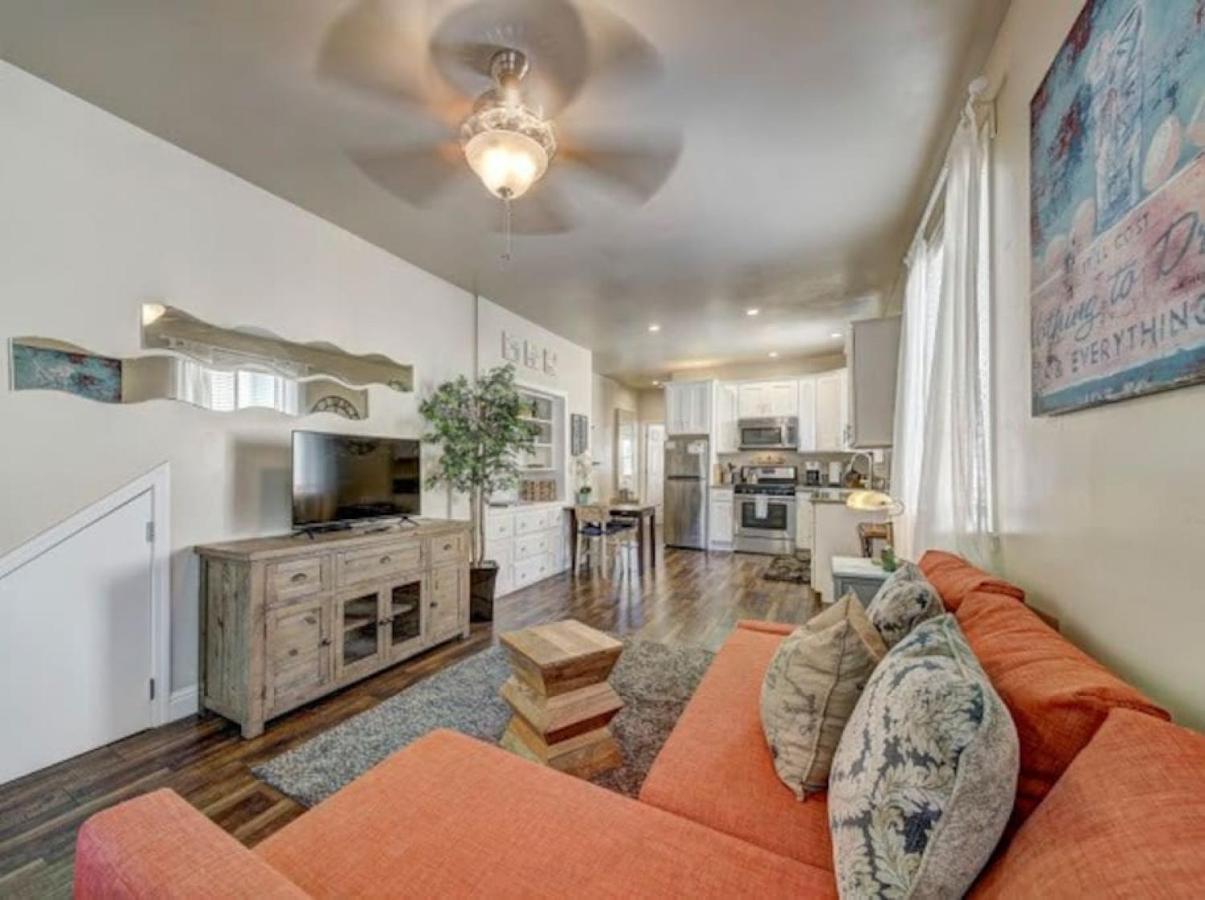 Marvelous Midtown With A Modern Twist
