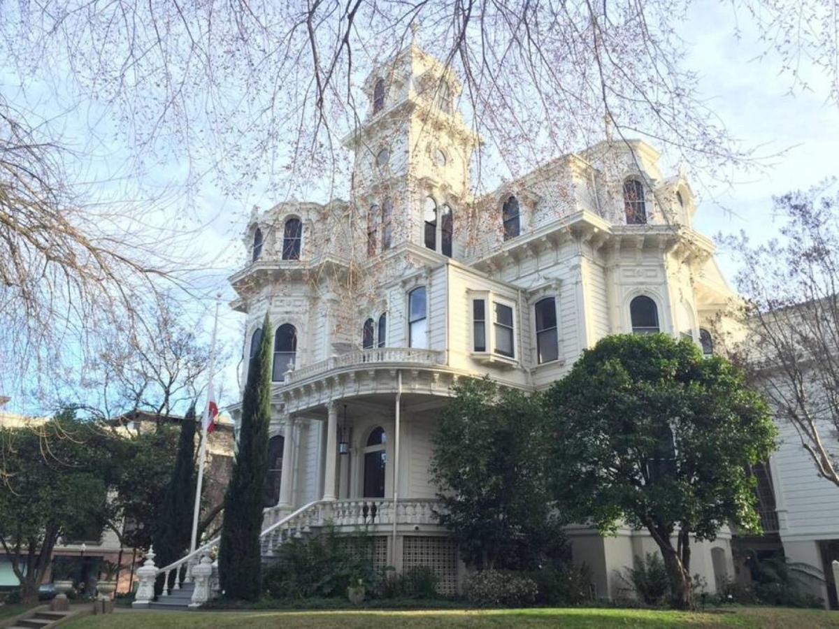 Marvelous Midtown With A Modern Twist Sacramento